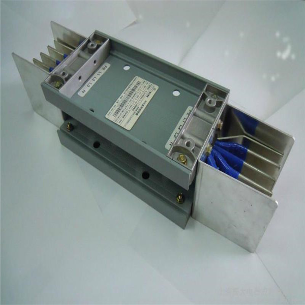 封閉母線槽廠家6.jpg 封閉母線槽廠家6.jpg